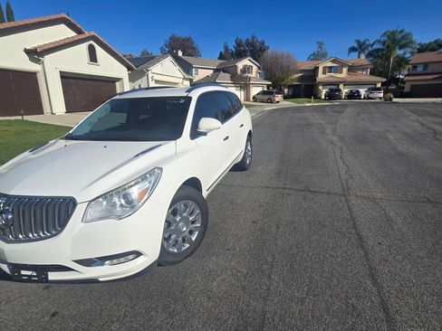Used 2014 Buick Enclave Leather w/ Trailering Provision Package image 4