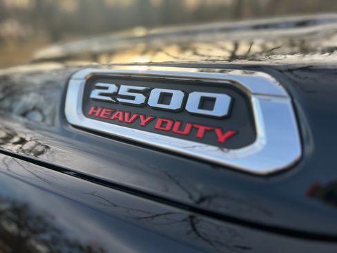 Used 2025 RAM 2500 Laramie image 9