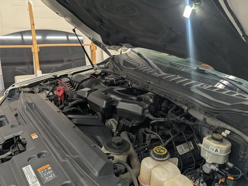 Used 2017 Ford F250 XL image 23