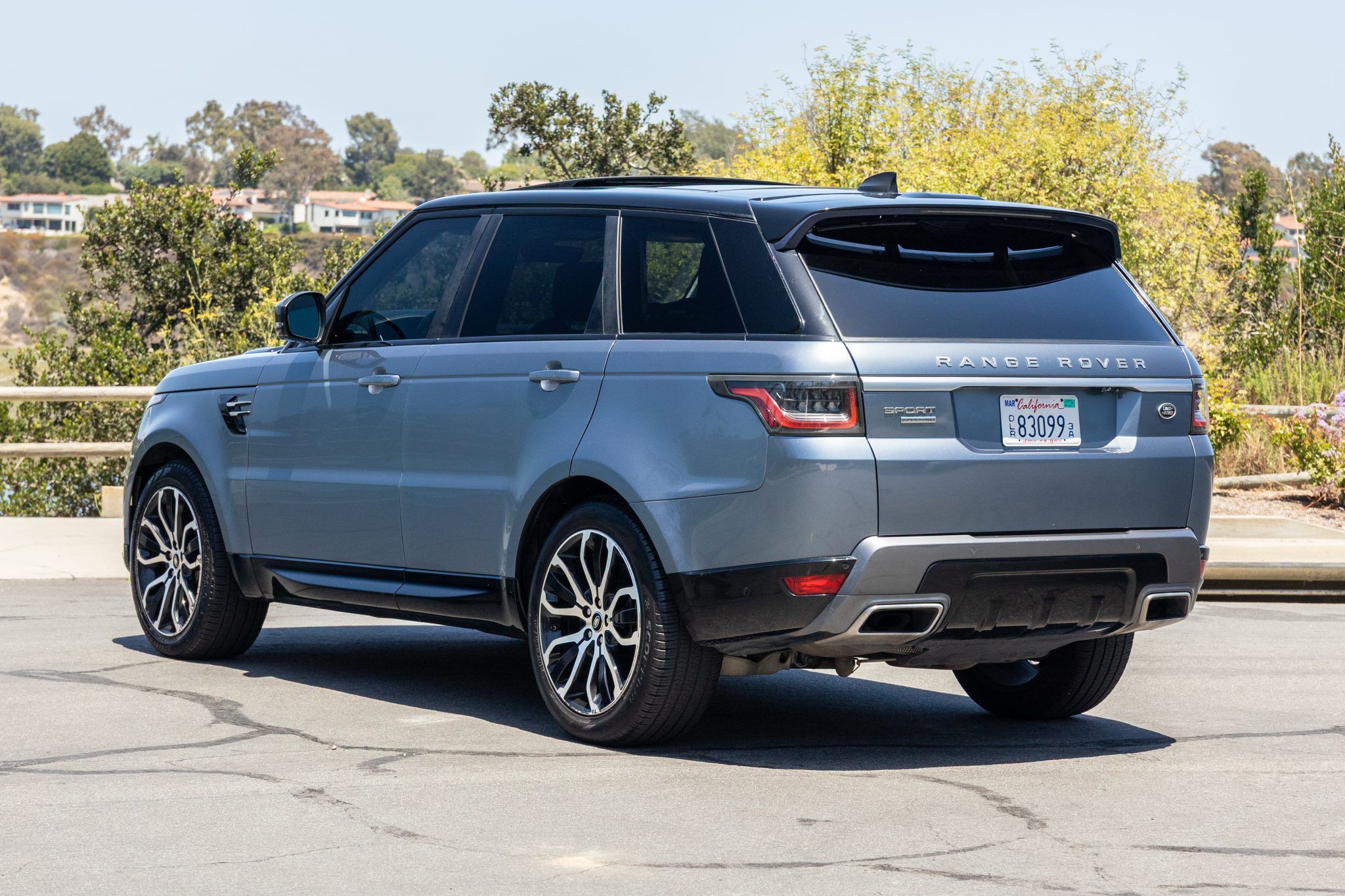 Used 2018 Land Rover Range Rover Sport Supercharged AWD/4WD image 9