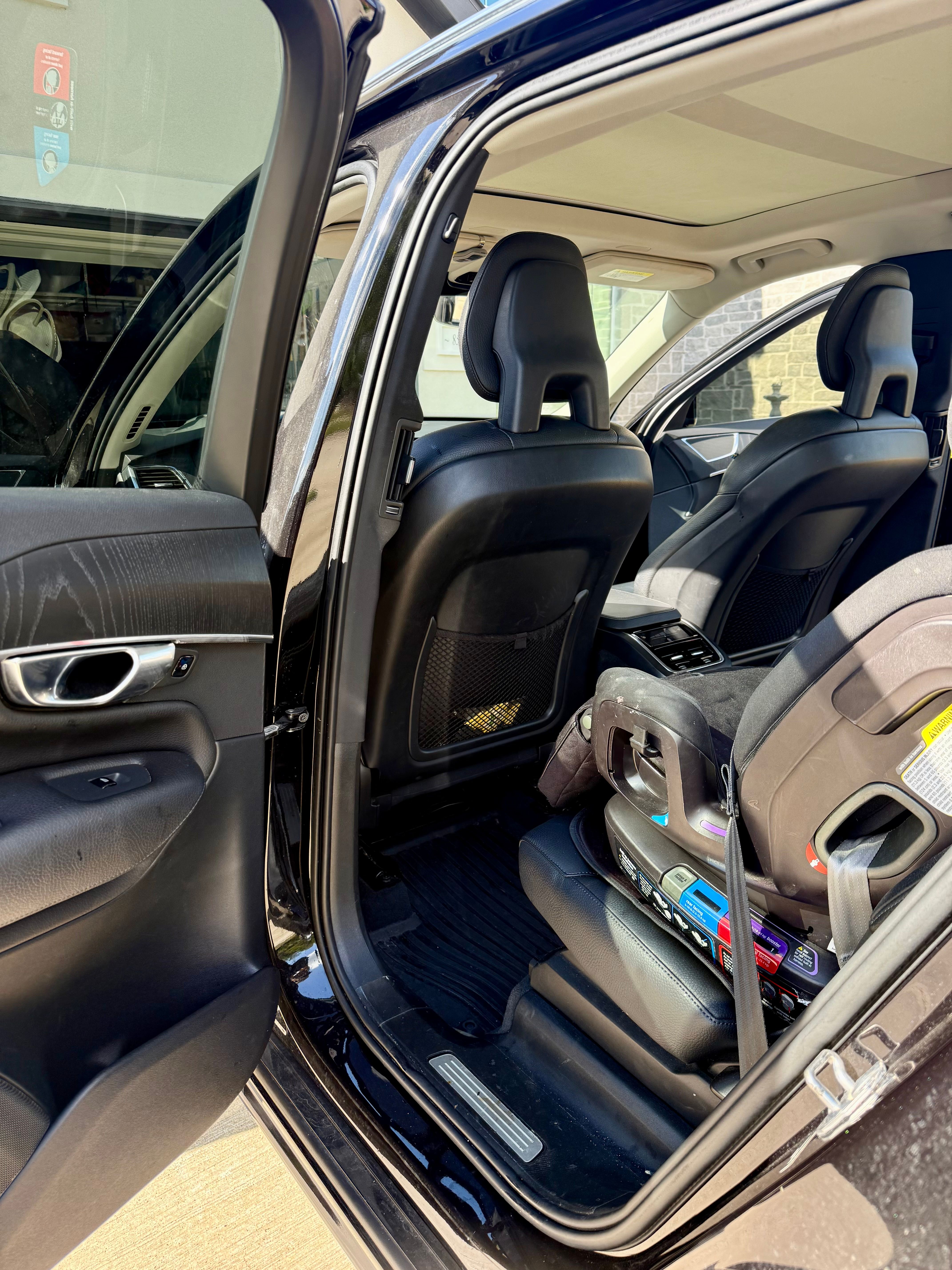 Used 2020 Volvo XC90 T6 Momentum w/ Protection Package AWD/4WD image 21