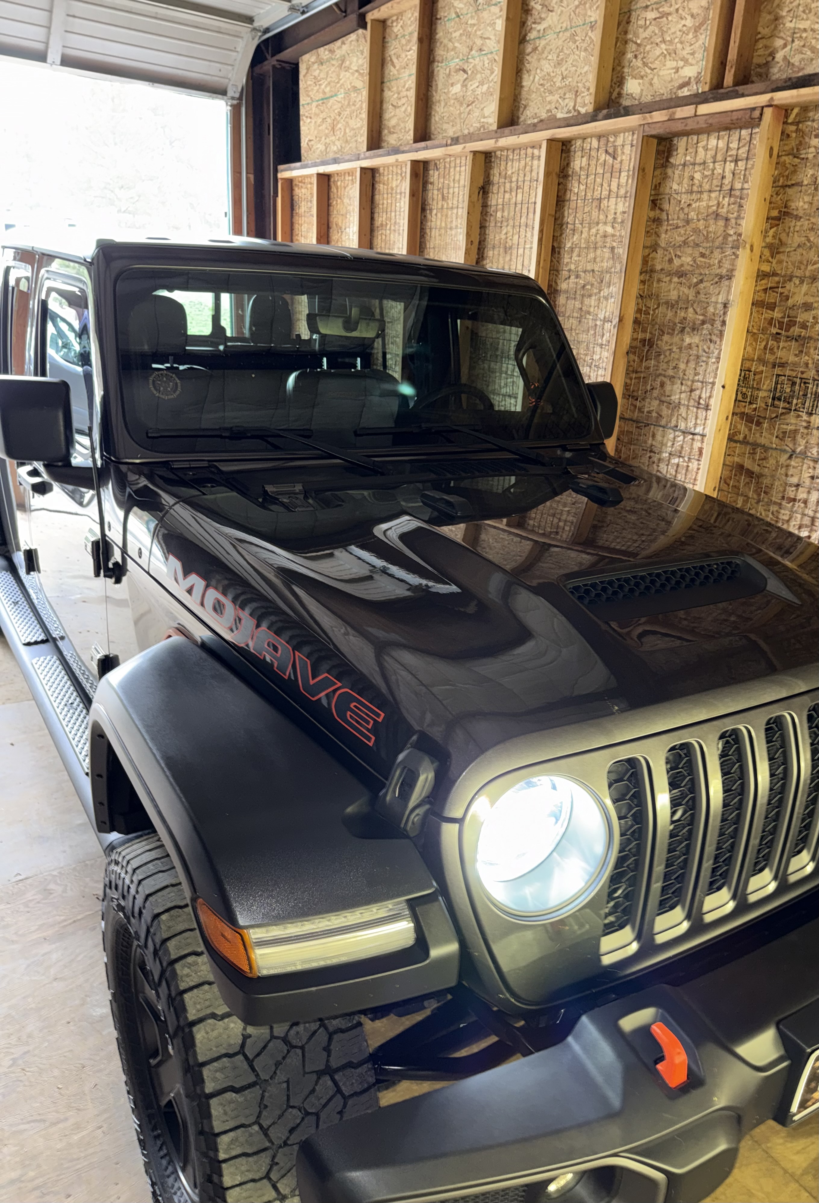 Used 2021 Jeep Gladiator Mojave AWD/4WD image 16