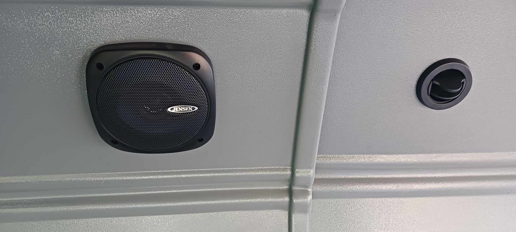Used 2014 Mercedes-Benz Sprinter 3500 image 12
