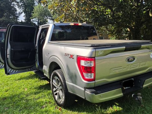 Used 2021 Ford F150 XL w/ STX Appearance Package RWD image 6
