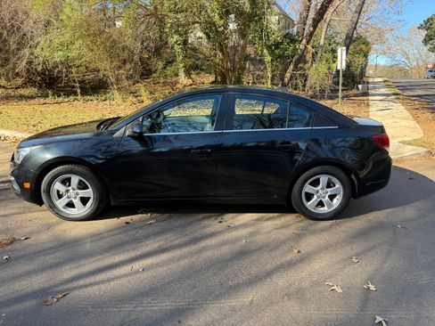 Used 2015 Chevrolet Cruze LT w/ Technology Package image 19