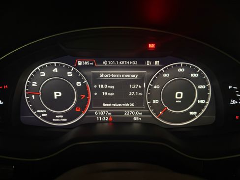 Used 2018 Audi Q7 3.0T Premium Plus AWD/4WD image 11
