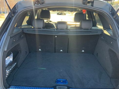 Used 2019 Mercedes-Benz GLC 300 image 6