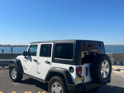 Used 2017 Jeep Wrangler Unlimited Sport w/ Quick Order Package 24S image 5