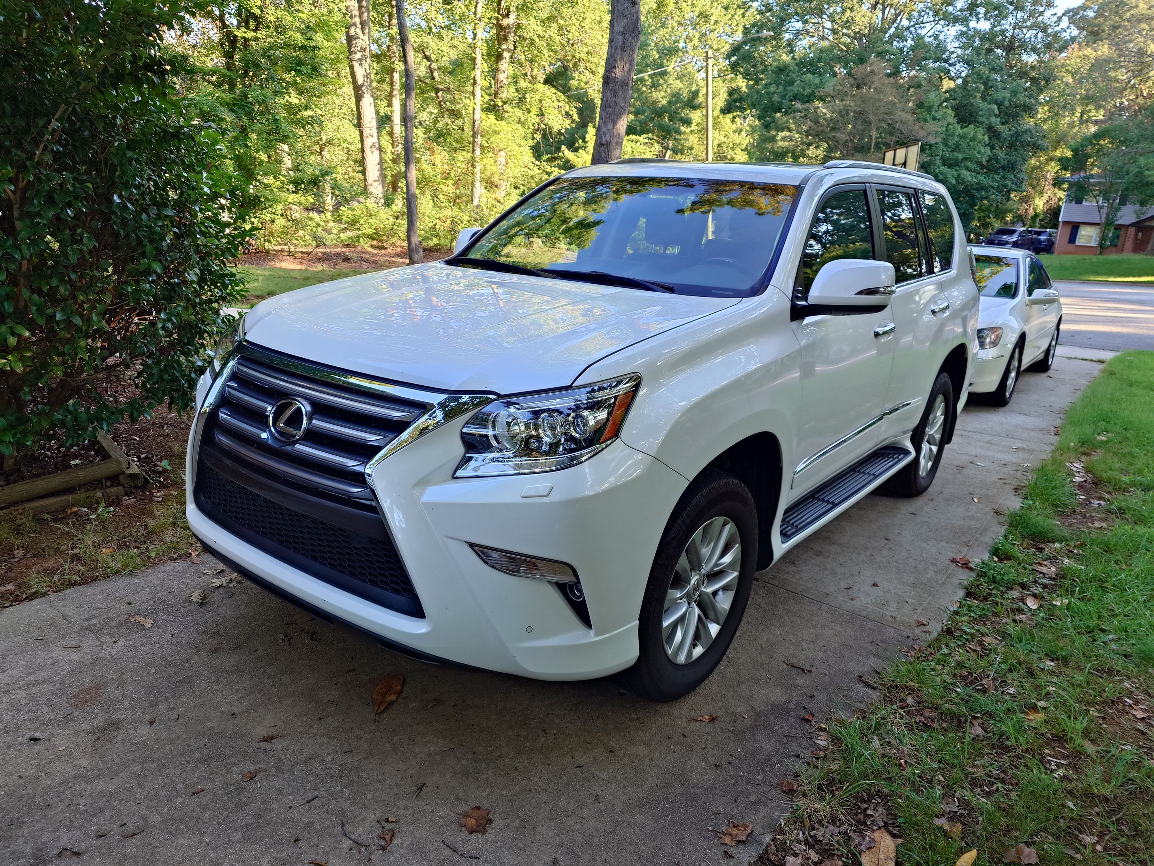Used 2019 Lexus GX 460 Premium AWD/4WD image 1