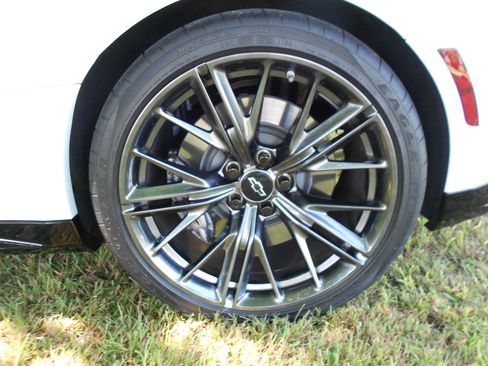 Used 2023 Chevrolet Camaro ZL1 image 13