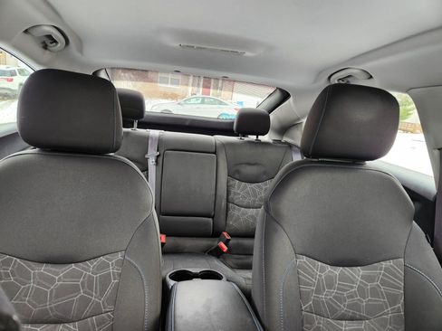 Used 2017 Chevrolet Volt LT w/ Comfort Package image 14