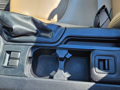 Used 2011 MAZDA MX-5 Miata Grand Touring w/ Premium Pkg image 21