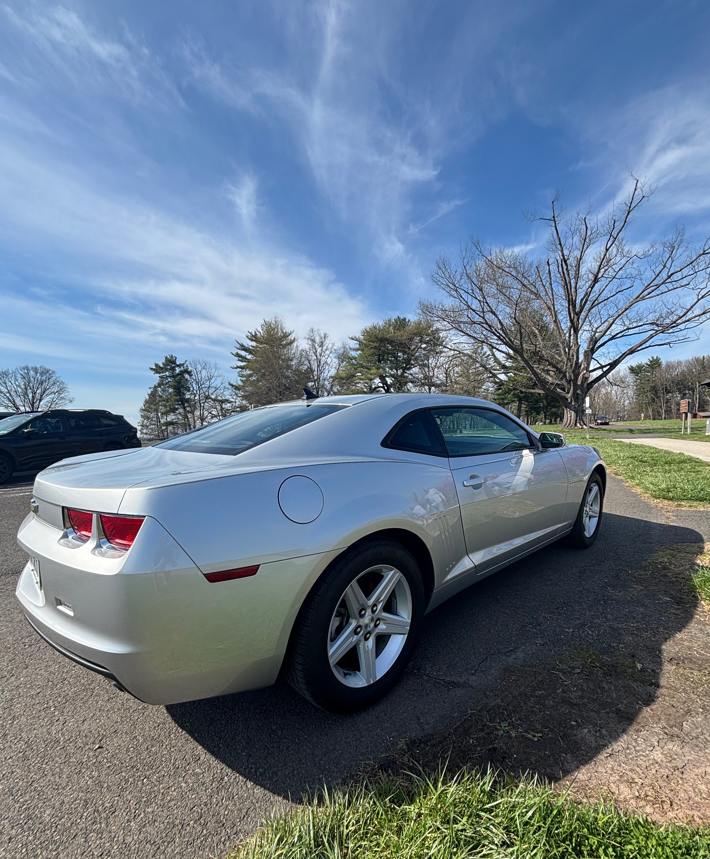 Used 2010 Chevrolet Camaro LT RWD image 4
