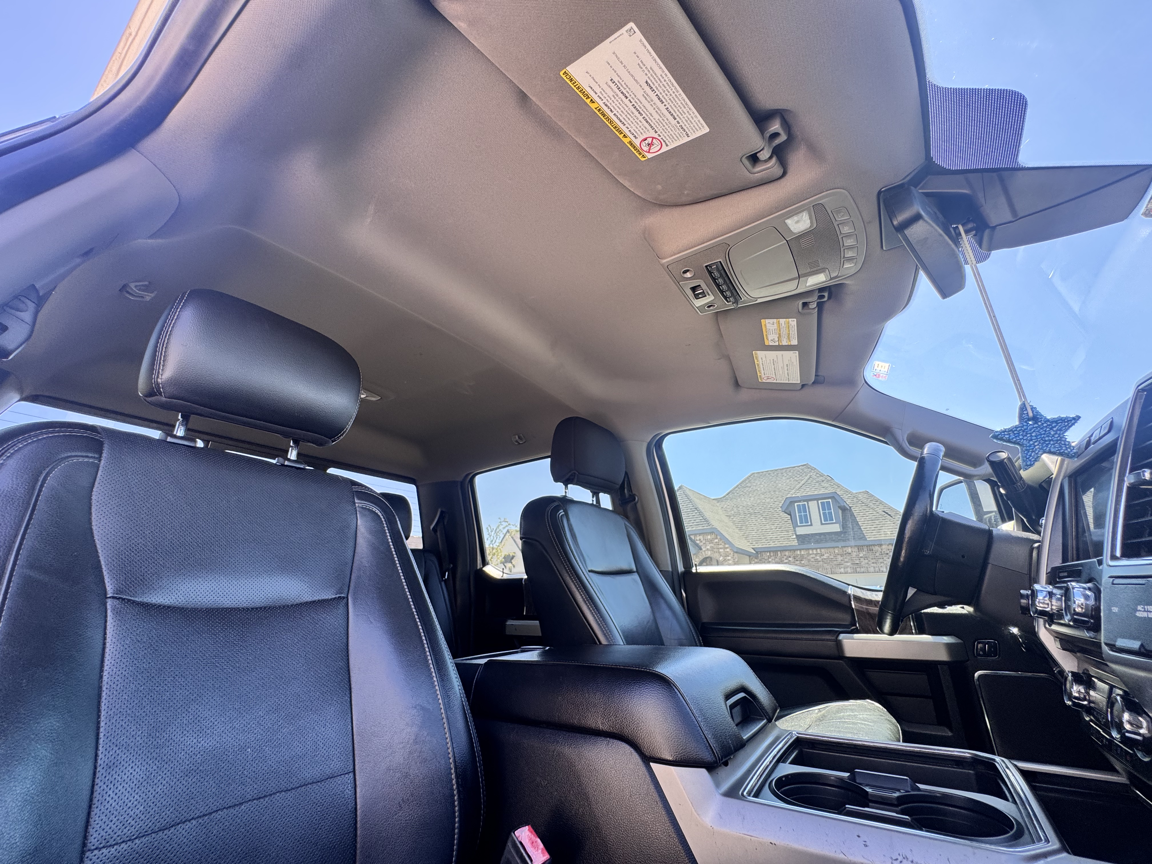 Used 2018 Ford F250 Lariat w/ Lariat Ultimate Package AWD/4WD image 4