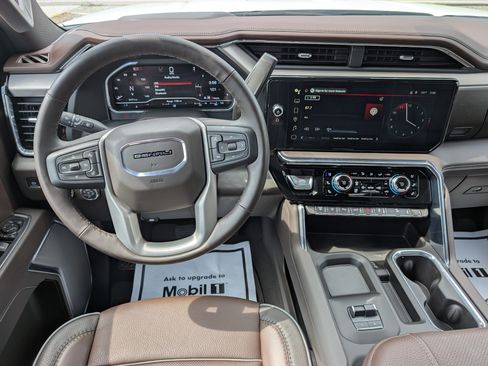 Used 2025 GMC Sierra 2500 Denali image 19