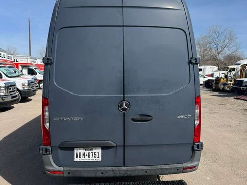 Used 2019 Mercedes-Benz Sprinter 170 image 8