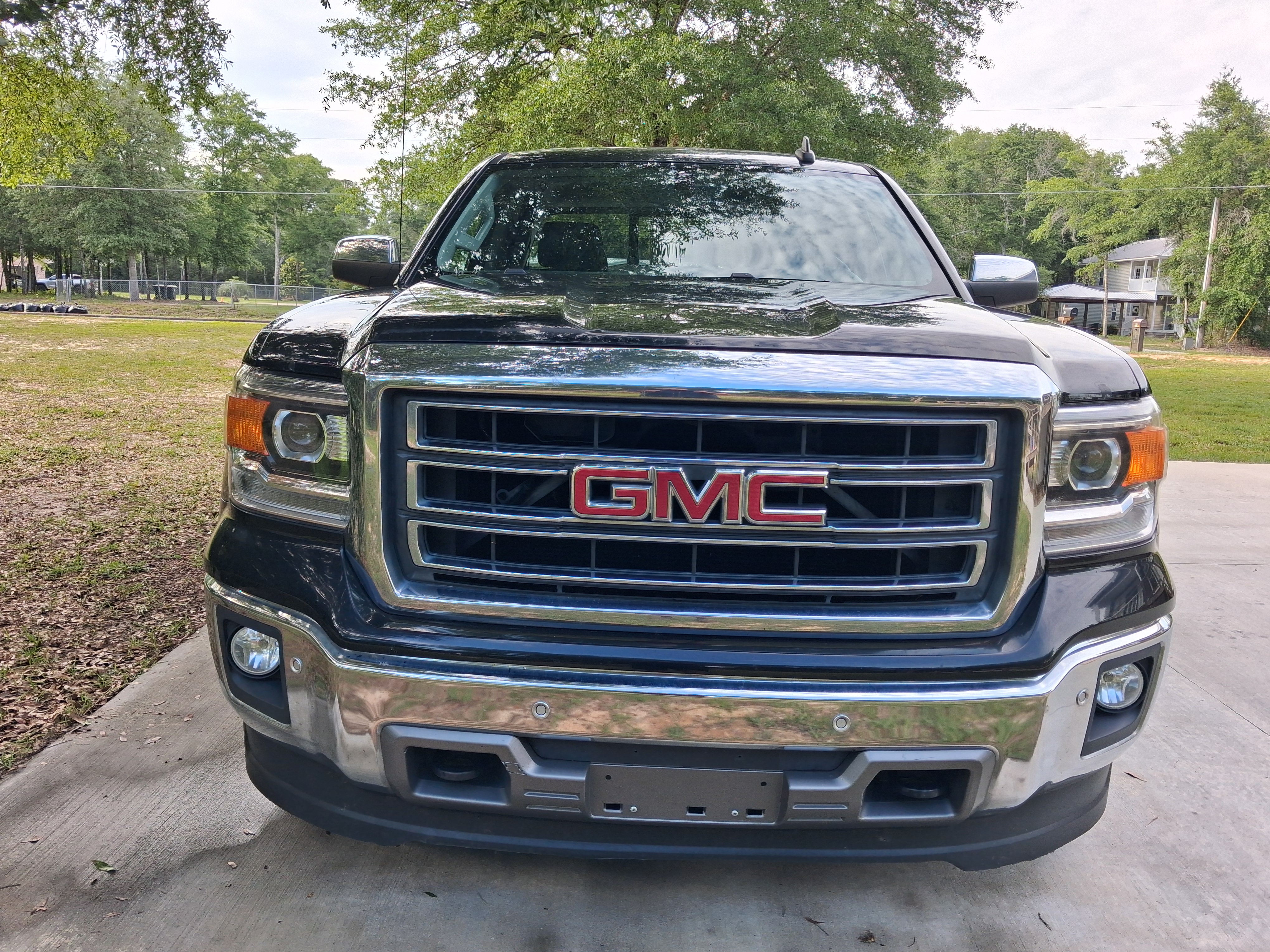 Used 2015 GMC Sierra 1500 SLT w/ SLT Preferred Package AWD/4WD image 17