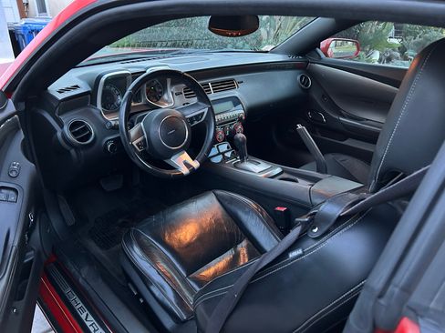 Used 2010 Chevrolet Camaro SS w/ RS Package image 11