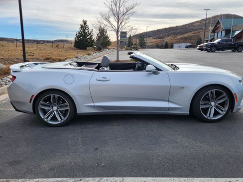 Used 2016 Chevrolet Camaro LT image 4