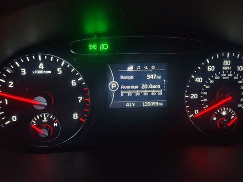 Used 2016 Kia Sorento LX w/ LX Convenience Package image 9