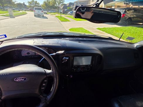 Used 2001 Ford F150 Harley-Davidson image 14