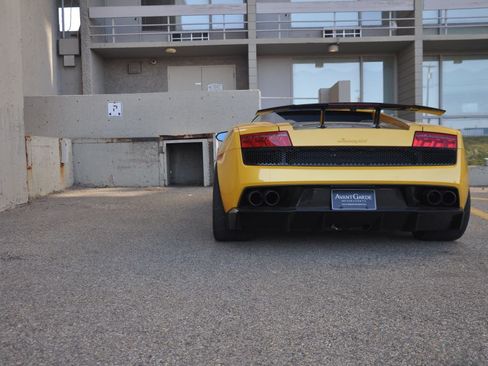 Used 2012 Lamborghini Gallardo LP 570-4 Super Trofeo Stradale image 4