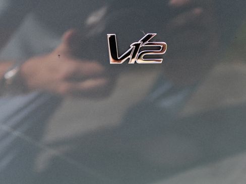 Used 2018 Aston Martin DB11 V12 image 24