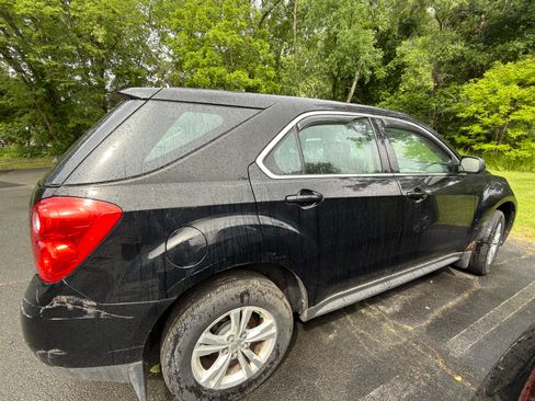 Used 2011 Chevrolet Equinox LS AWD/4WD image 2