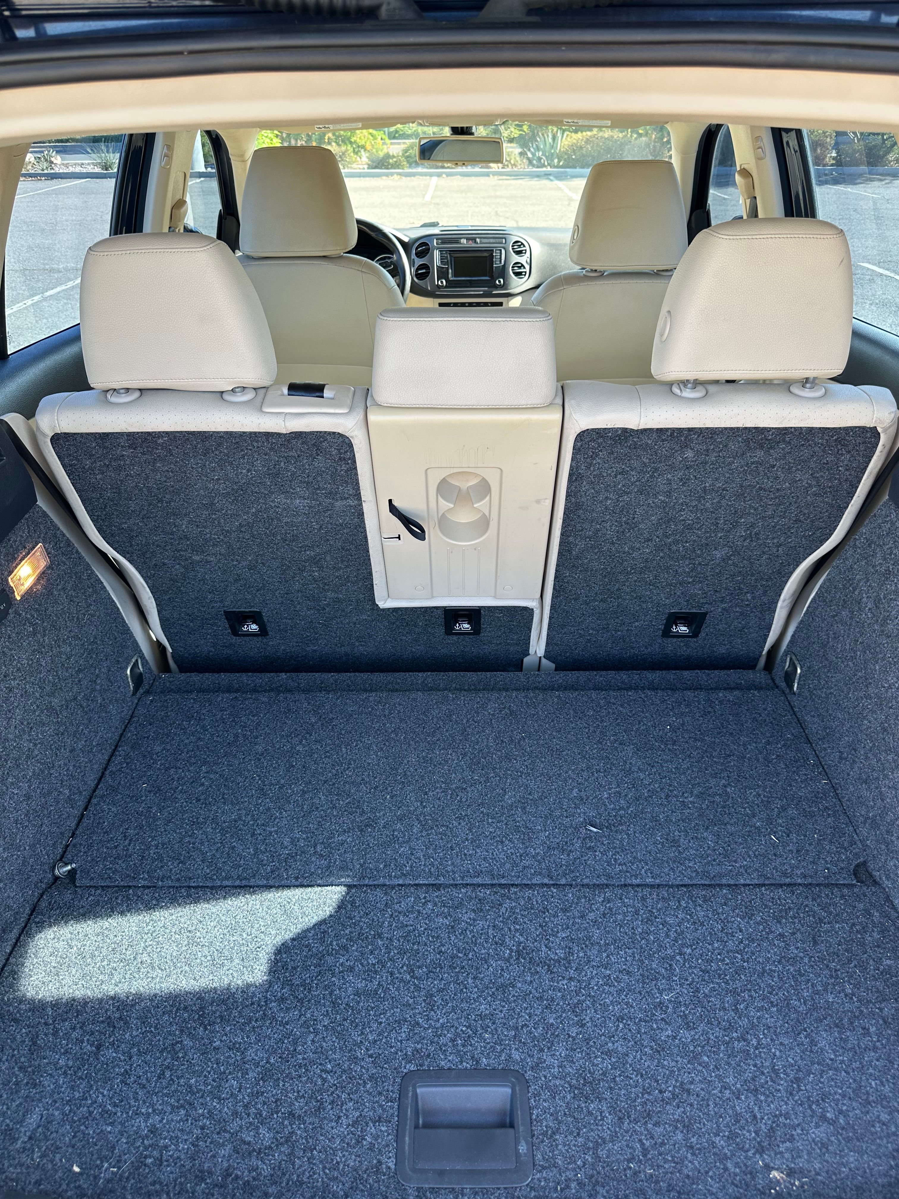 Used 2016 Volkswagen Tiguan S FWD image 21