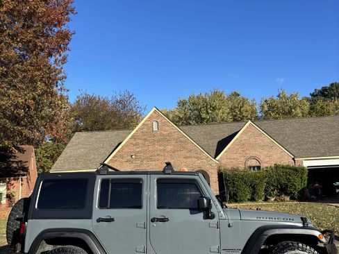 Used 2014 Jeep Wrangler Unlimited Rubicon w/ Connectivity Group image 8