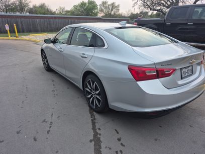 Used 2018 Chevrolet Malibu LT