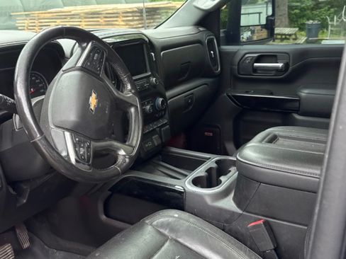 Used 2020 Chevrolet Silverado 2500 LTZ w/ LTZ Premium Package AWD/4WD image 10