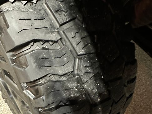 Used 2017 Ford F150 Lariat w/ Equipment Group 502A Luxury image 17