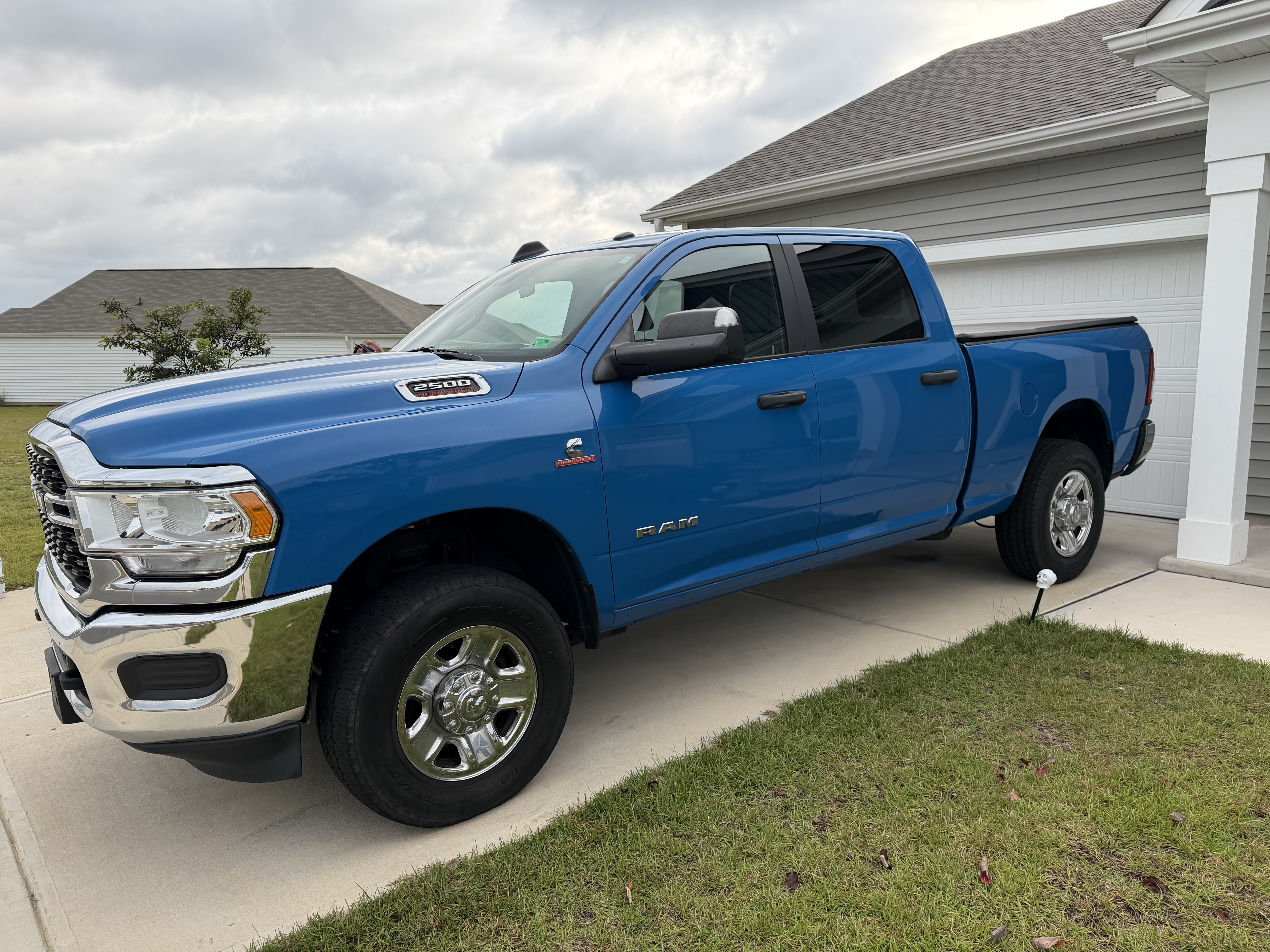 Used 2022 RAM 2500 Big Horn AWD/4WD image 1