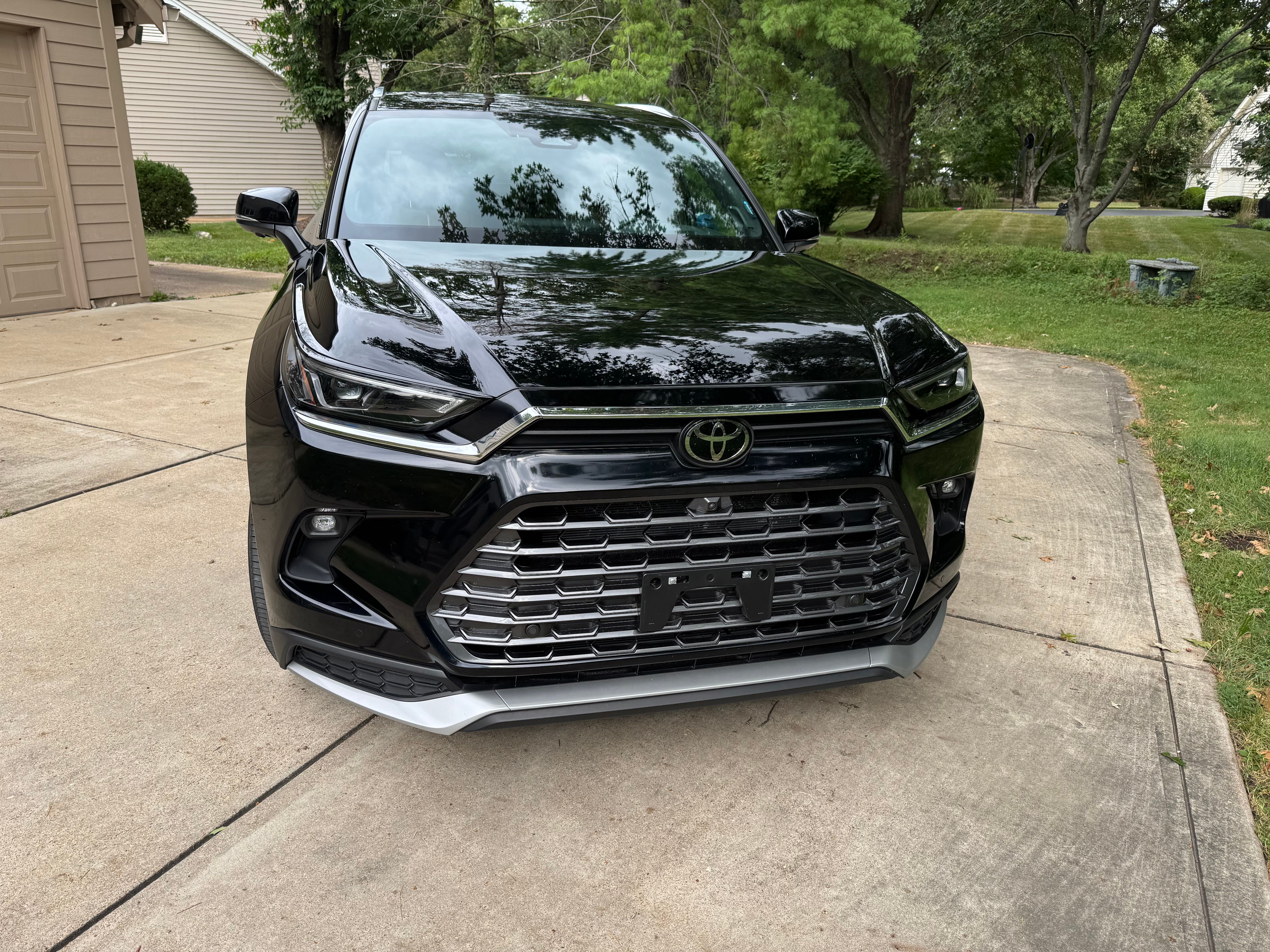 Used 2025 Toyota Grand Highlander AWD Hybrid image 4