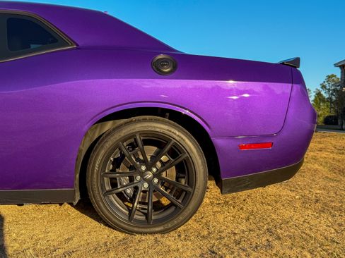 Used 2023 Dodge Challenger R/T Scat Pack image 15
