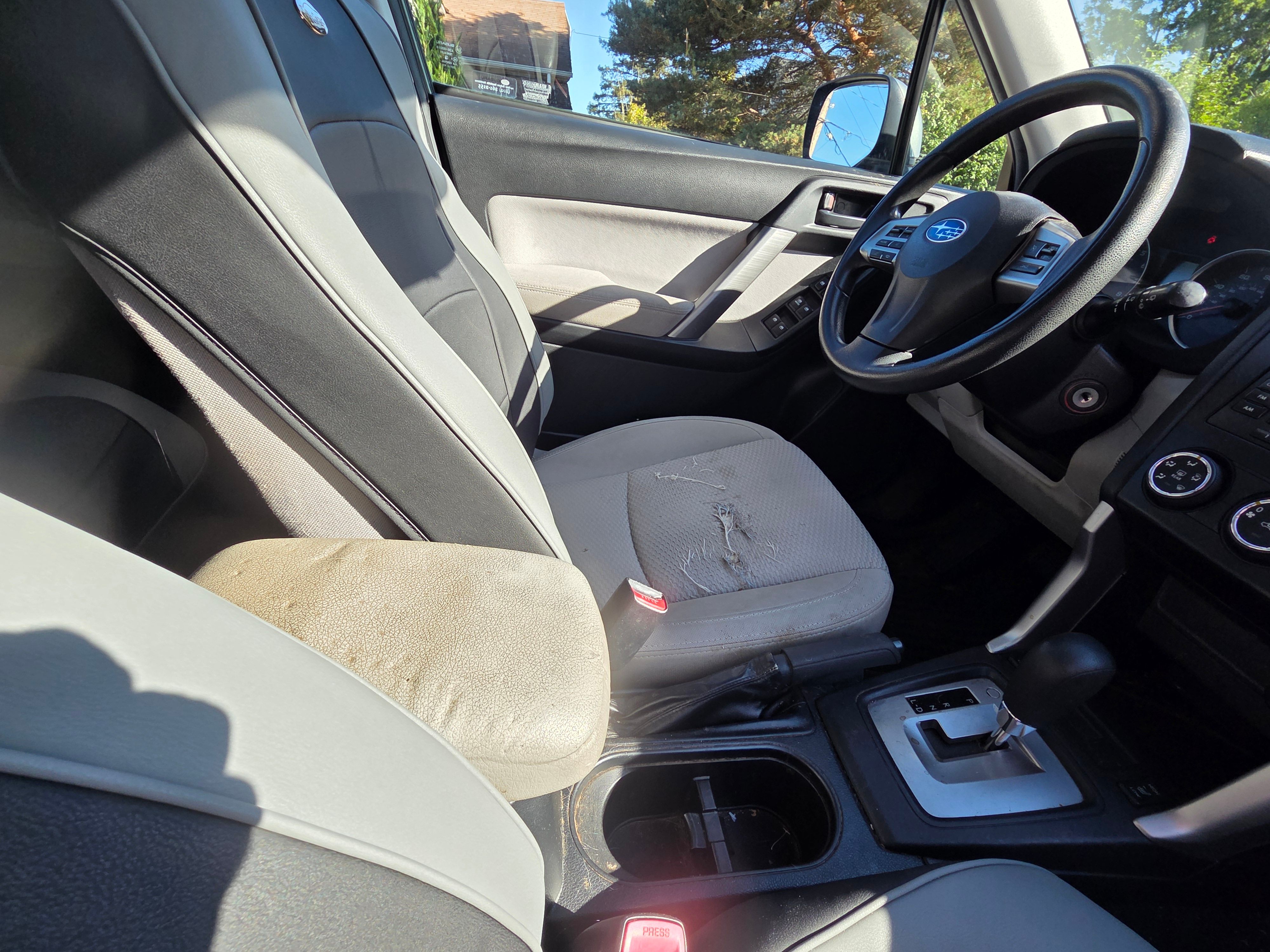 Used 2015 Subaru Forester 2.5i Premium w/ All-Weather Package AWD/4WD image 9