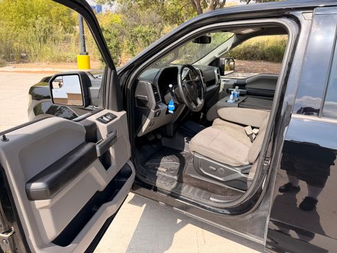 Used 2018 Ford F150 XLT w/ Equipment Group 301A Mid RWD image 8