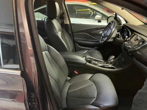 Used 2017 Buick Envision Essence image 11