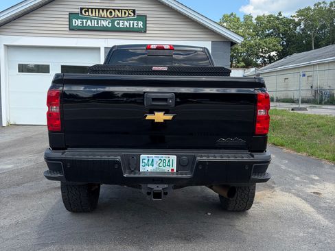 Used 2016 Chevrolet Silverado 2500 High Country w/ Duramax Plus Package AWD/4WD image 5