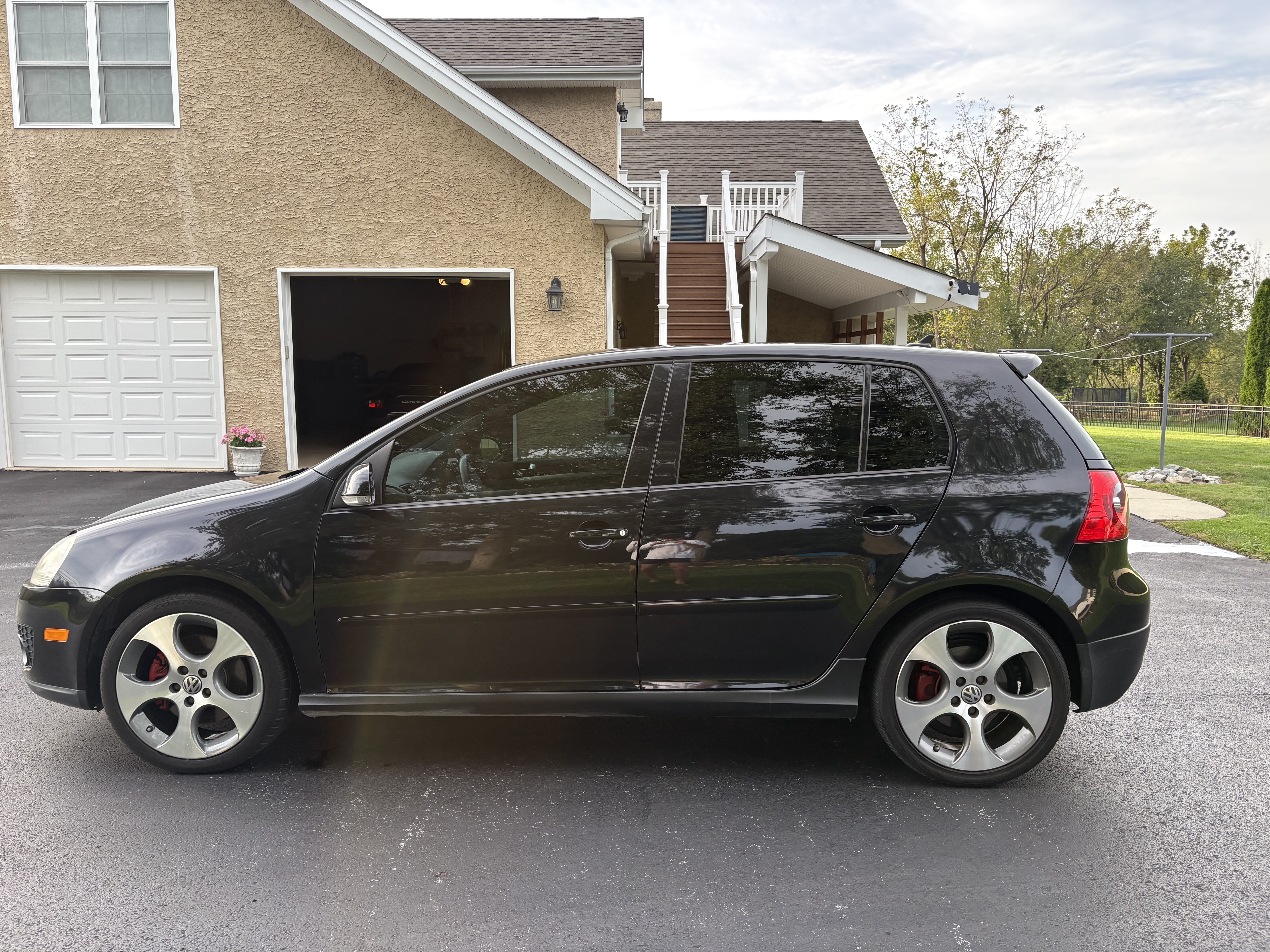 Used 2007 Volkswagen GTI 4-Door FWD image 5