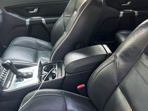 Used 2011 Volvo XC90 3.2 R-Design AWD/4WD image 8