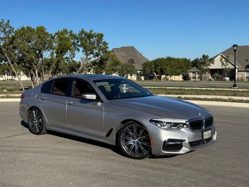Used 2018 BMW 540i w/ M Sport Package image 1