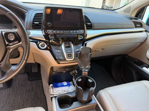 Used 2022 Honda Odyssey Touring image 18
