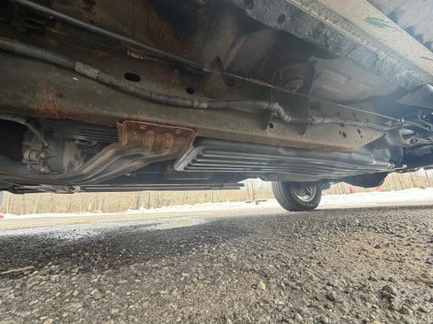 Used 2011 Ford F150 Lariat w/ Lariat Chrome Pkg image 22