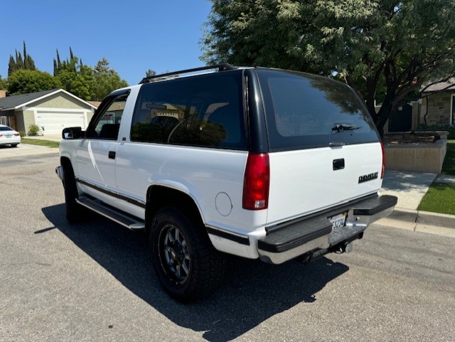 Used 1993 Chevrolet Blazer 4WD image 2