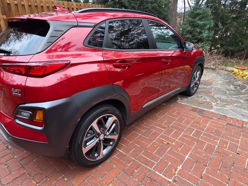 Used 2019 Hyundai Kona Limited image 6