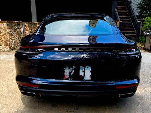 Used 2021 Porsche Panamera 4 AWD/4WD image 5