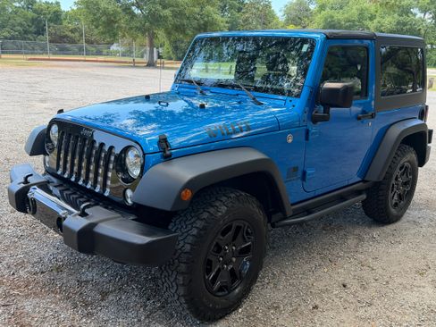 Used 2016 Jeep Wrangler Sport AWD/4WD image 4