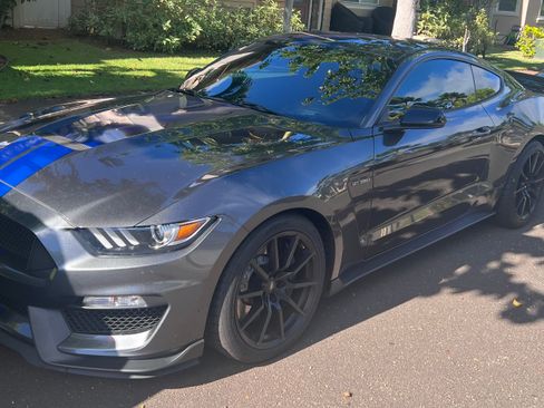 Used 2018 Ford Mustang Shelby GT350 w/ Electronics Package image 11